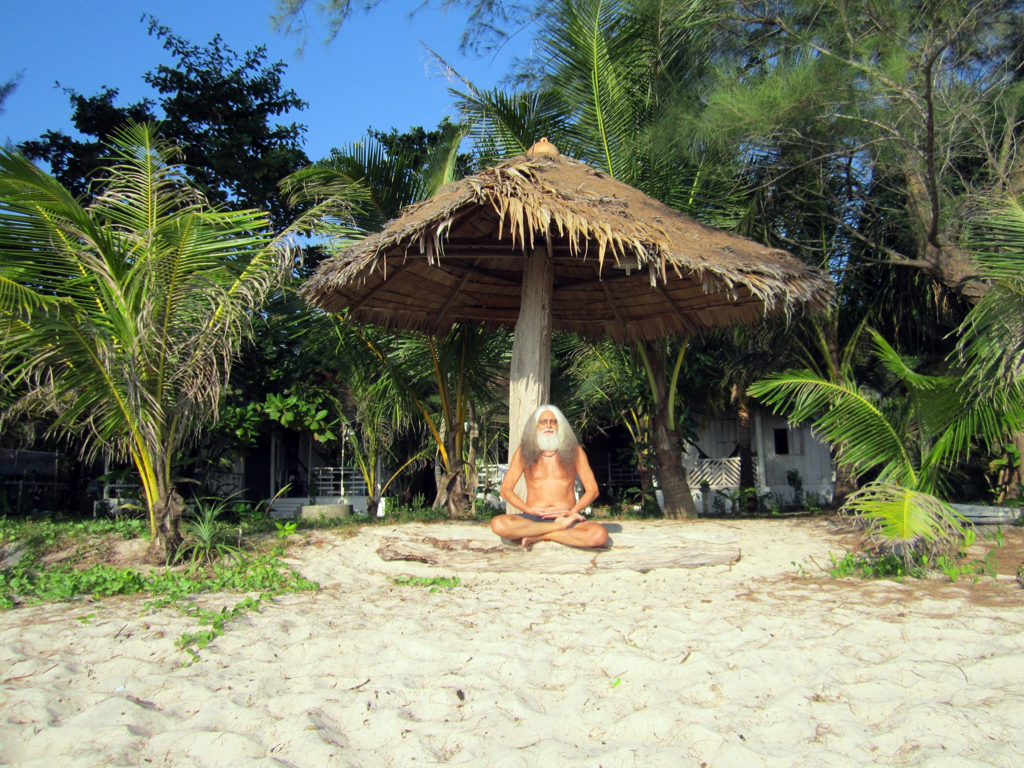 Professor Ganja - His Holiness of Doing Nothing - Relax for Future - professorganja.relaxforfuture.de - copyright Wolfgang F. Lightmaster